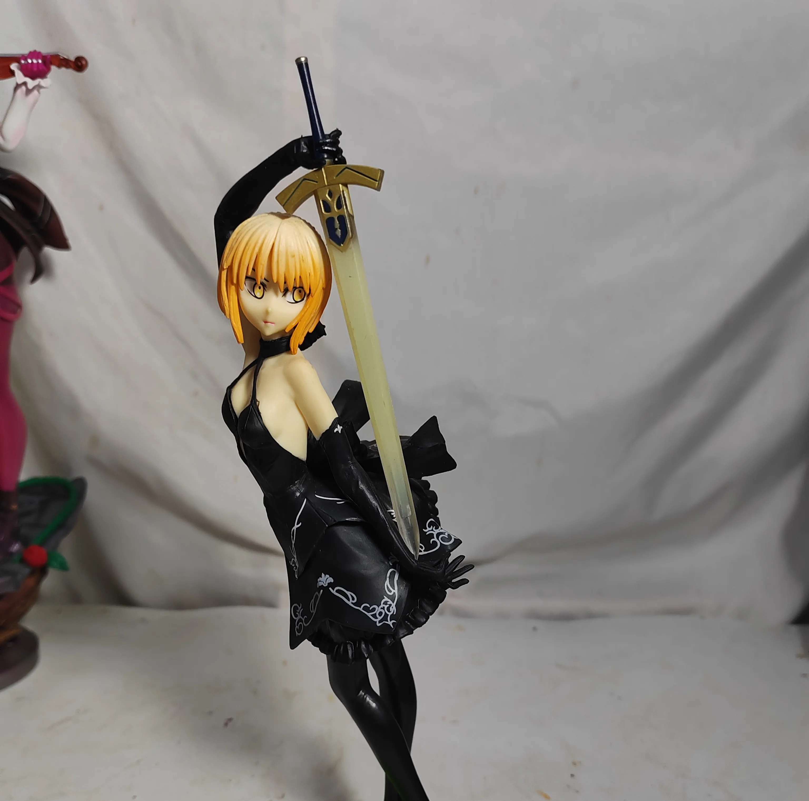 Anime Saber Fate/Grand Order A - Resin Art Online Order 评论和价格