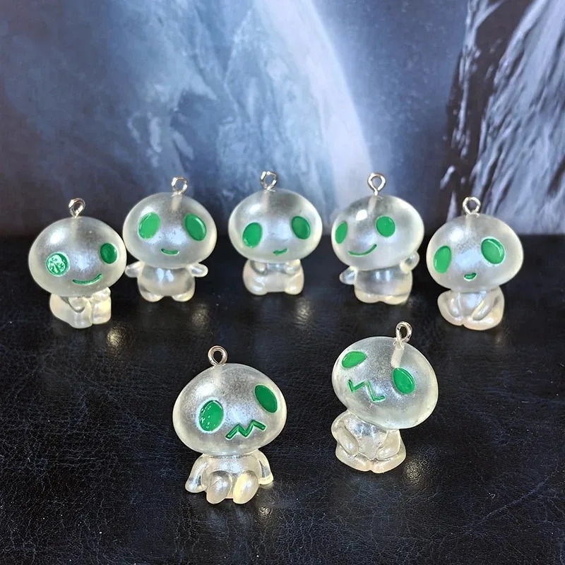 7Pcs Glow In The Dark Alien Re - Resin Art Keychain 评论和价格